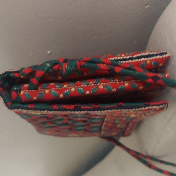 Vera Bradley Holiday 95 Elite Shoulder Crossbody Bag - Picture 6 of 13